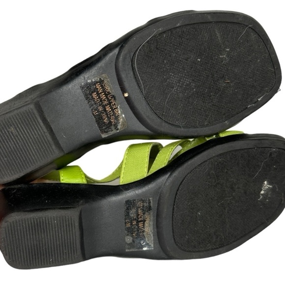 Angel Steps Green Sandals - Picture 3 of 5